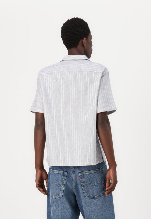 BOTTOMS FABRIC LAYER ON - Shirt3