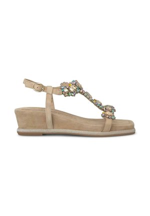 Sandalo con zeppa beige con tomaia in suede testurizzato, impreziosito da cristalli multicolori e una cinghia glitterata. Si regola con una chiusura a fibbia.