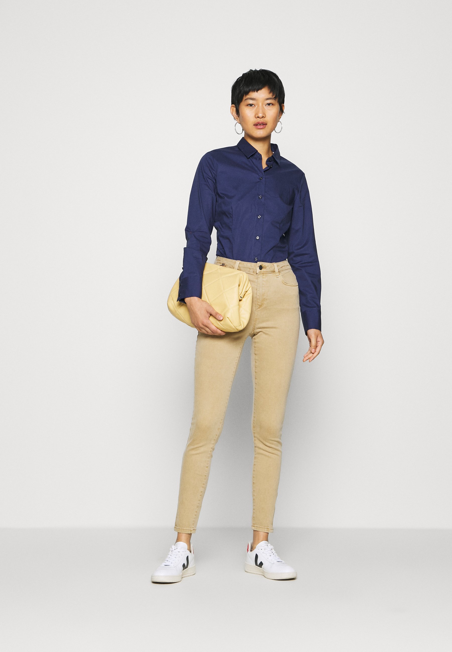 Jeans, Camel mom fit pants. | 1Guru – shop at wholesale prices