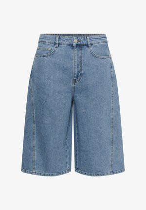 Modré rifľové šortky dĺžky po kolená s prednými vreckami, pútkami na opasok, zapínaním na gombík a viditeľnými švami.