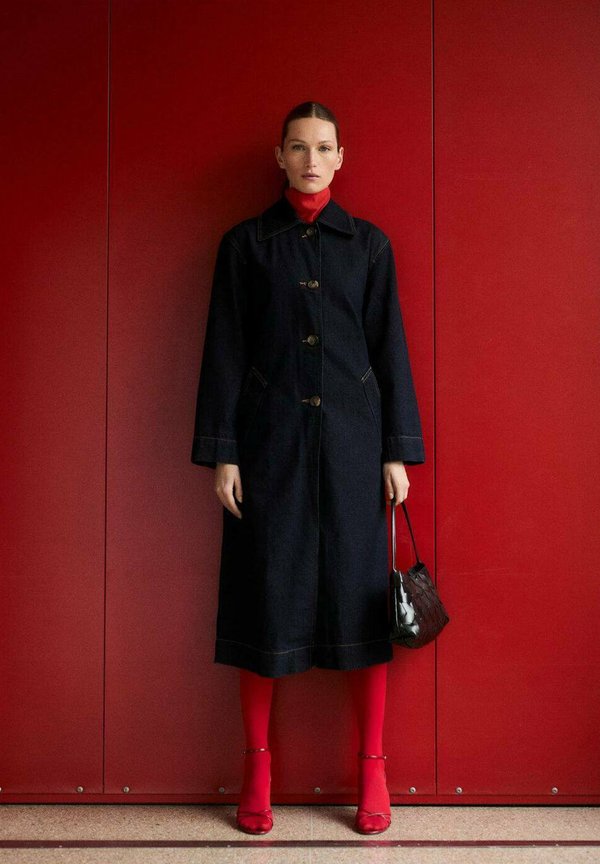 AMELIA - Classic coat4