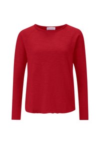 Rode longsleeve shirt met ronde hals en raglanmouwen, met een iets gebogen zoom, weergegeven op een witte achtergrond.