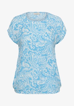 Lichtblauwe blouse met korte mouwen, voorzien van een wit, ingewikkeld paisley- en bloemenpatroon, een ronde halslijn en een zachte, losse pasvorm.