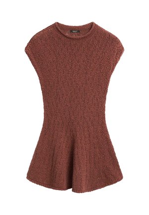 Robe marron sans manches en maille, avec un ourlet évasé et un col rond, présentant un motif côtelé texturé sur toute la surface.