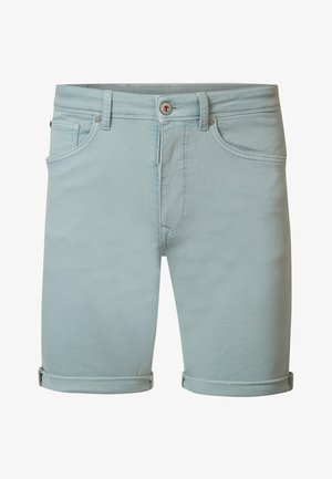Shorts din denim de un albastru deschis, cu o croială clasică, margini răsucite, buzunare frontale și închidere cu buton, având un accent metalic.