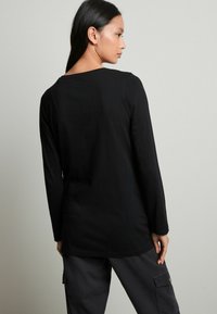 Next LONGLINE LONG SLEEVE CREW NECK TOP - Top s dlhým rukávom - black