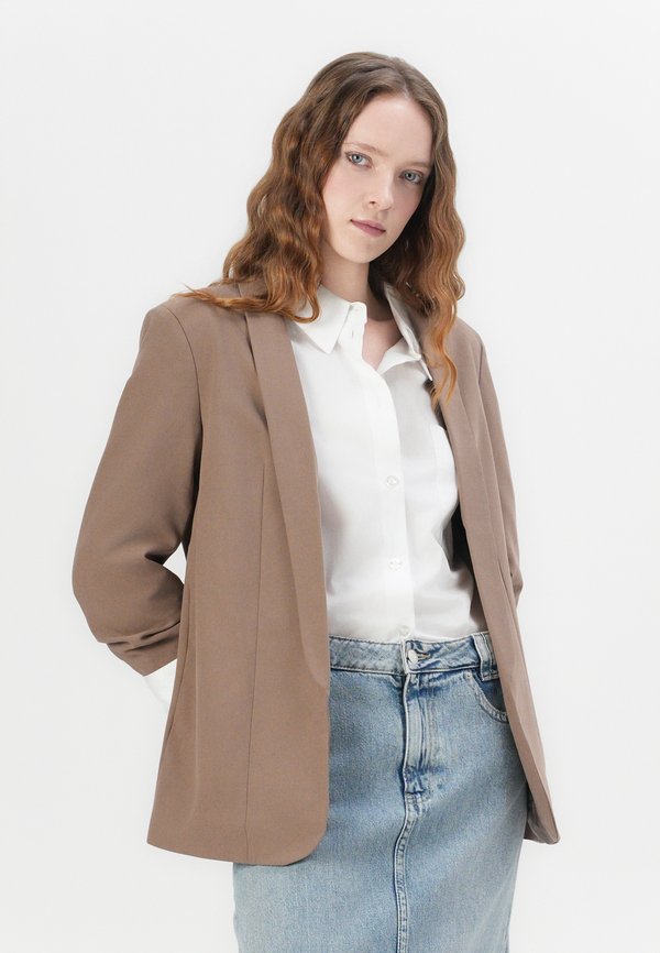 PCBOSELLA  - Blazer - fossil4