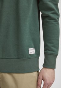 Solid SDLENZ CREW SW  - Sweater - pineneedle
