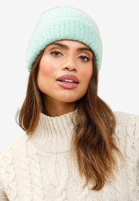 SPARKLE TRIM  - Muts - green