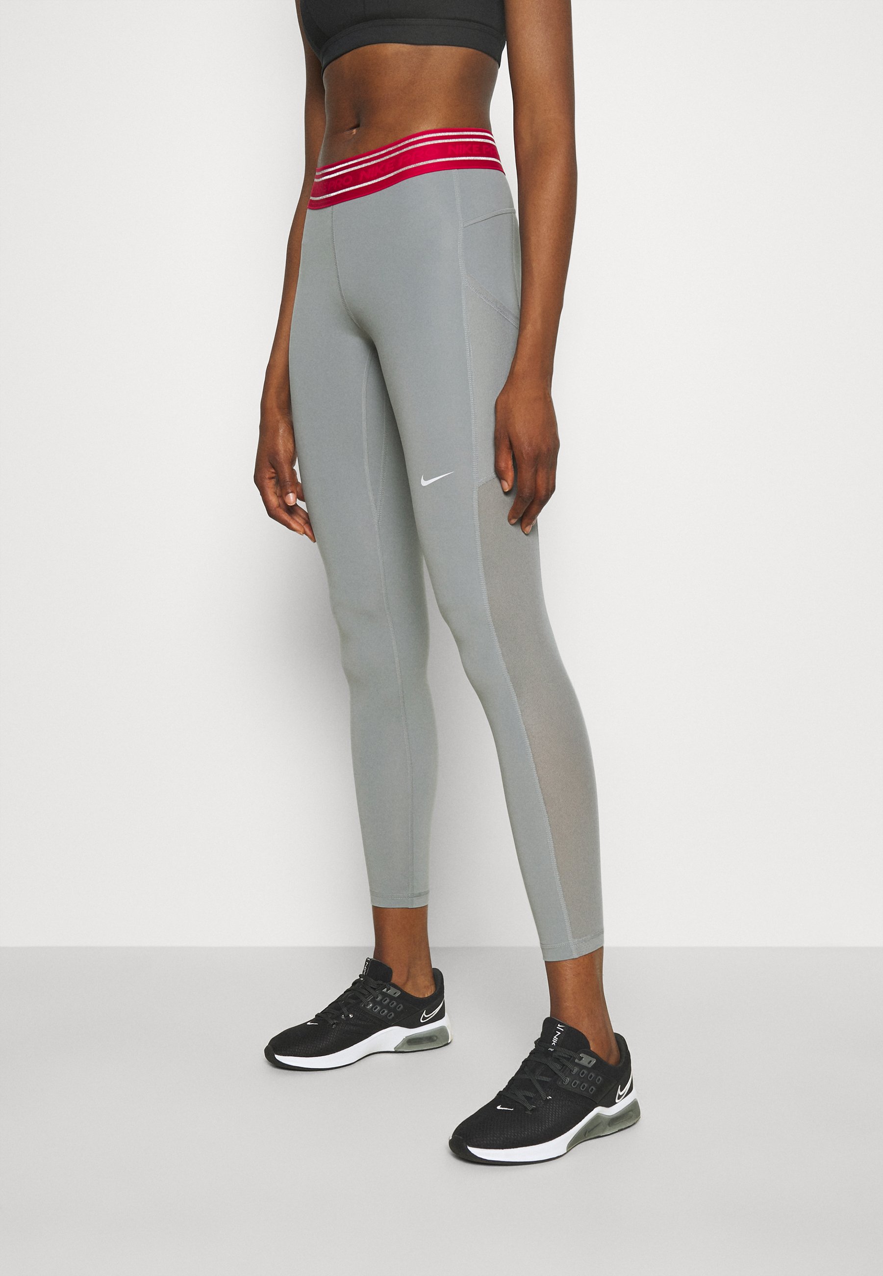 nike performance collant