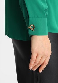 MARCIANO BY GUESS Bluse - green