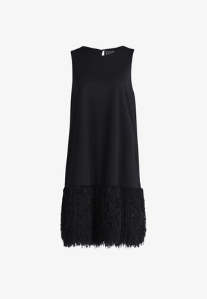 Zwarte mouwloze jurk met een ronde hals en een gestructureerde franjes onderkant. De top is glad, terwijl de zoom een schouderige, sprankelende uitstraling heeft.