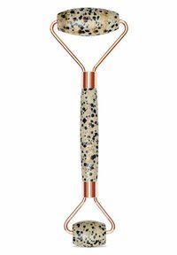 Roller do twarzy z dalmatyńskim jaspisem o gładkiej, nakrapianej powierzchni w kolorze kremowym i czarnym, z miedzianymi akcentami i podwójnym końcem.