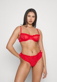 LASCANA VIVANCE - String - red