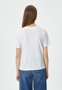 Koton - T-shirt basic