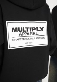 Hoodie - black