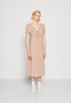 Even&Odd Φόρεμα ημέρας - light pink