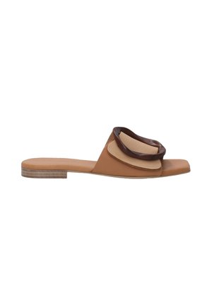 TANEN leren slip-on sandaal met een afgeronde, donkerbruine accent op de bovenkant. Platter zool met een minimalistisch design en subtiele stikdetails.