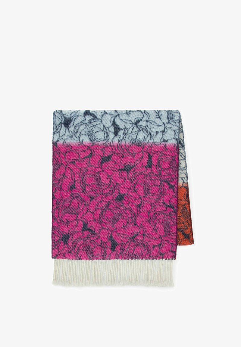 Coperta tessuta con un design floreale in rosa, grigio e blu, con bordi frangiati bianchi e una consistenza liscia.