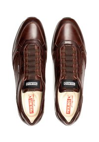 Pikolinos CAMBIO CON ELÁSTICOS - Zapatillas - olmo