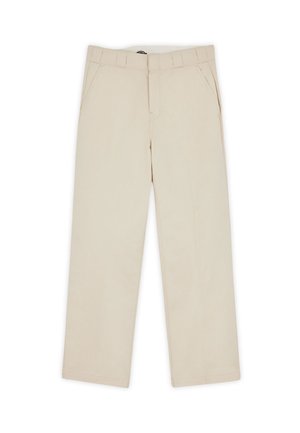 Beige wijde broek van gladde stof, uitgerust met zijzakken, ceintuurlussen en een eenvoudige tailleband.