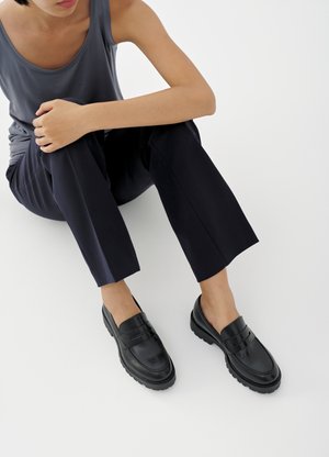 KENOVA - Slippers - black