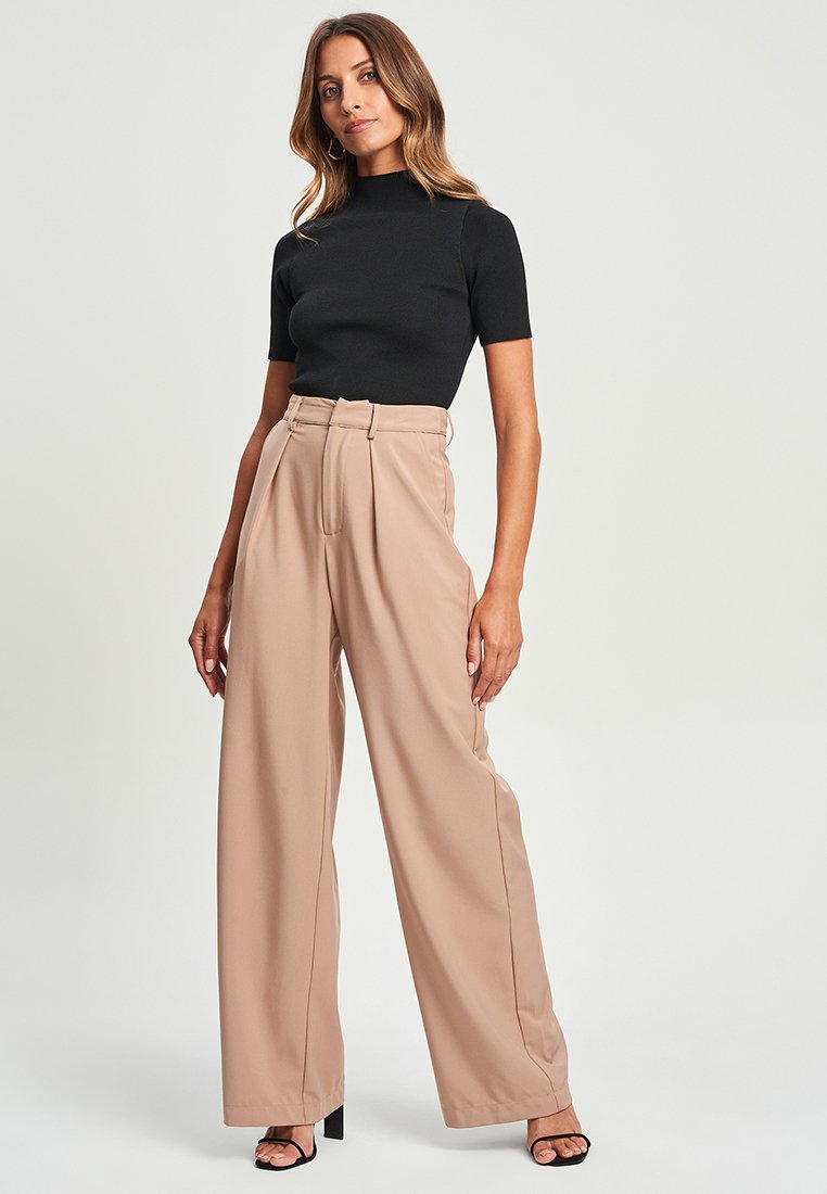 TUSSAH T-shirt basic zwart