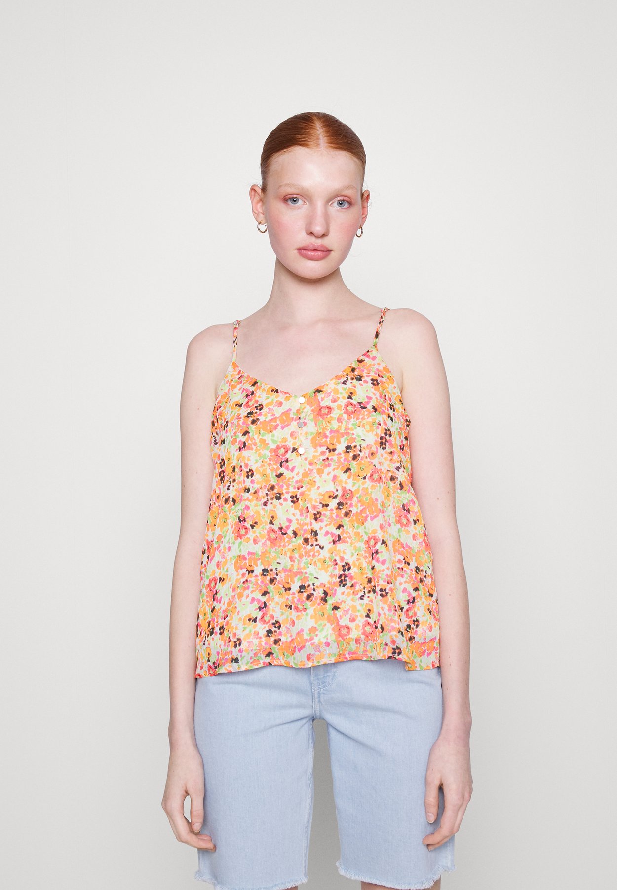 ONLLUCIE BUTTON SINGLET