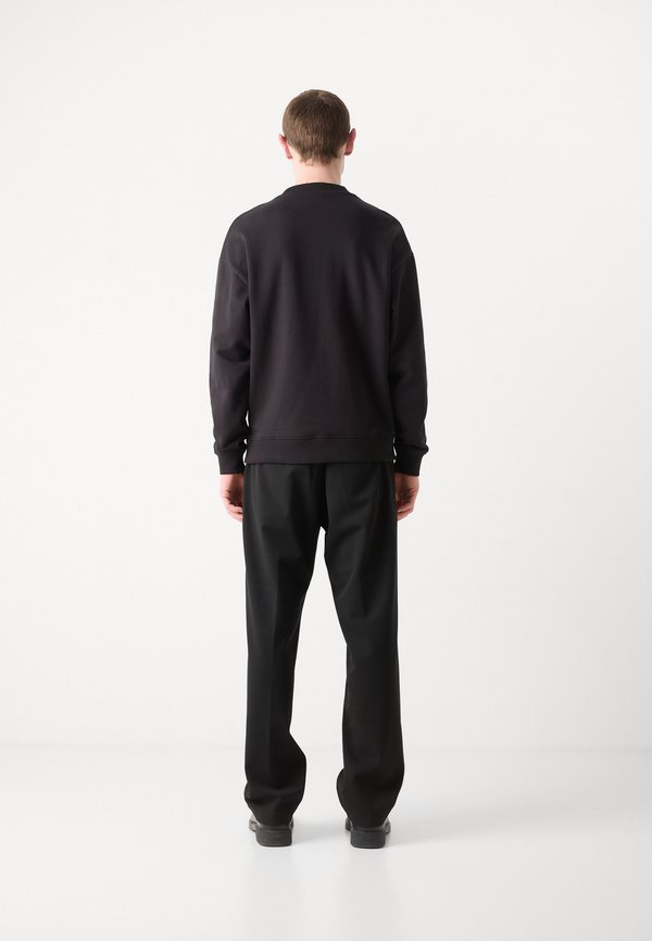 DARTOK - Sweatshirt2