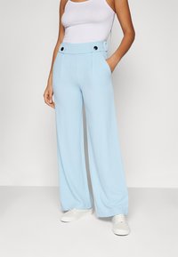 JDY JDYGEGGO NEW LONG PANT - Pantaloni - clear sky/black buttons