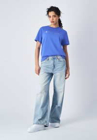 Champion CREWNECK ICONS - Camiseta estampada - blue