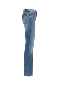 Skinny jeans in light blue denim, featuring a faded wash, five pockets, and a black label at the waistband. Slim fit along the leg.