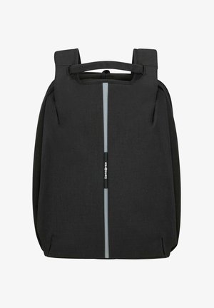 Sac à dos noir Samsonite avec une bande réfléchissante verticale et fine, une poignée supérieure, des bretelles inclinées et un design minimaliste.
