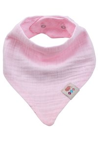 Bavoir pour bébé rose en tissu doux et texturé avec une forme triangulaire. Il dispose de fermoirs à pression et d'une petite étiquette de logo sur un côté.