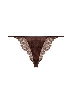 String bruno con fronte in raso. Elegante bordo in pizzo lungo i lati, caratterizzato da motivi floreali e una texture delicata.