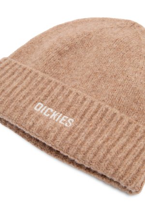 Bruine gebreide beanie met een geribbelde textuur en een omgeslagen manchet. Heeft een witte geborduurde "DICKIES" logo aan de voorkant.