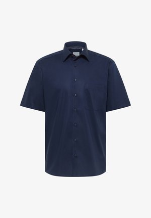Herre skjorte i marineblå med korte ærmer, knapper foran, venstre brystlomme og spids krave, vist på en hvid baggrund.