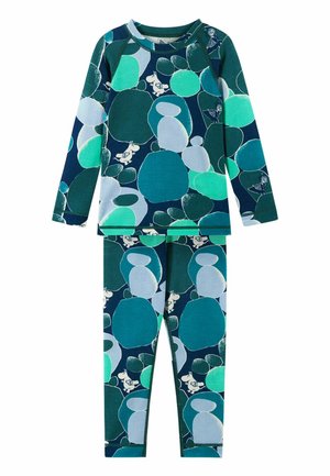 Zestaw dziecięcy z długim rękawem i spodniami w abstrakcyjny, okrągły wzór w kolorach morskiego, zielonego i białego oraz małymi ilustracjami postaci na granatowym tle.