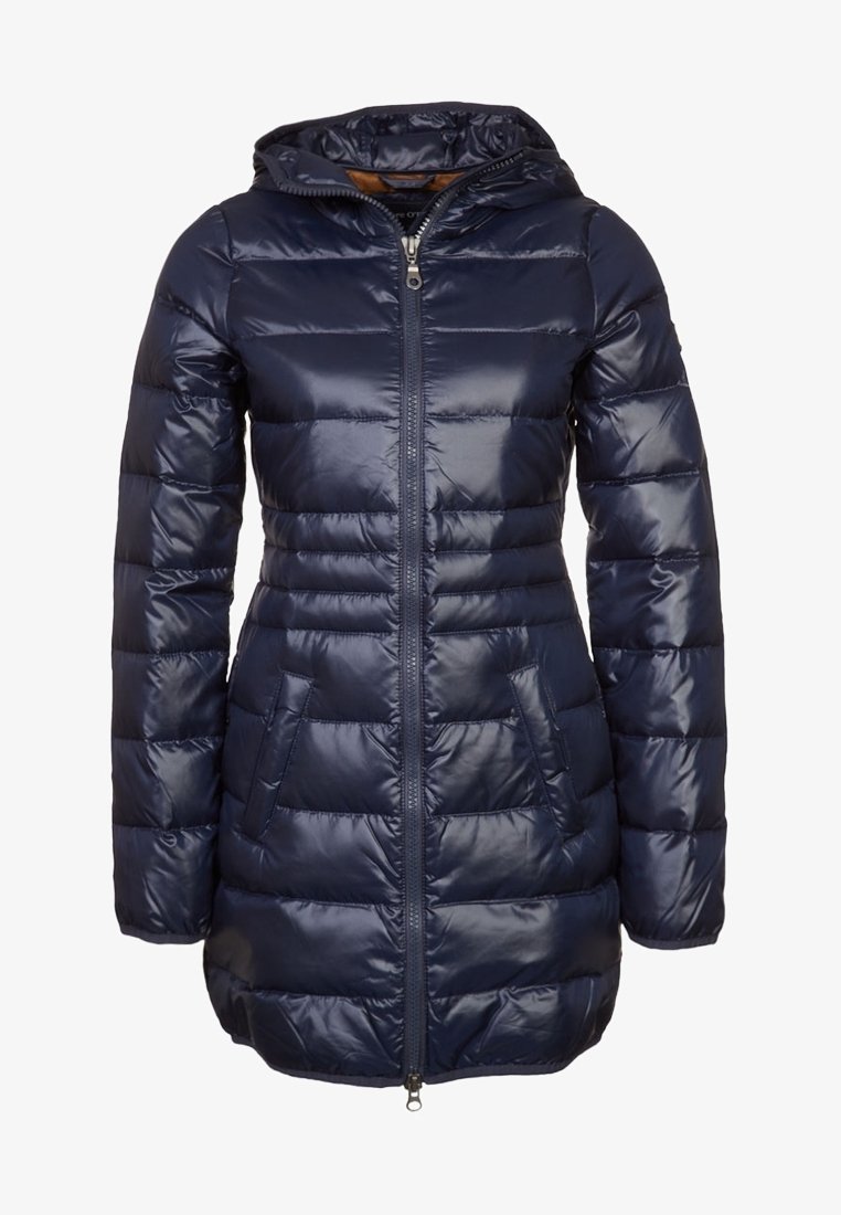 Granatowa kurtka puchowa z kapturem, o błyszczącym wykończeniu, poziomym pikowaniu, przednim zamkiem błyskawicznym i dwoma bocznymi kieszeniami.