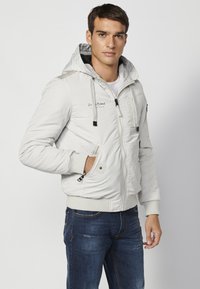 Koroshi Lahka jakna - gris perla   pearl grey
