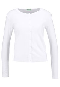 Bílý pletený kardigan s dlouhými rukávy, kulatým výstřihem a zapínáním na knoflíky. Texturovaná tkanina a žebrované detaily na lemu.