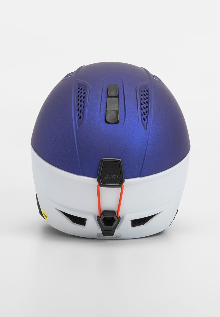 Blauer und weißer Kletterhelm mit Belüftungsöffnungen, verstellbaren Riemen und einem sicheren Verschlusssystem. Mattes Finish mit einer glatten Oberfläche.