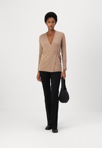 pure cashmere WRAP CARDIGAN - Kardigán - dark beige