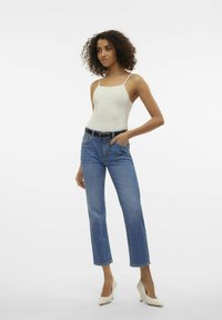 Vero Moda STRAIGHT FIT VMELIA  - Ravne kavbojke - medium blue denim