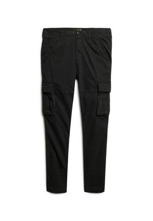 Pantaloni cargo neri in cotone, con numerose tasche laterali, chiusura con zip e cuciture a vista. Design a gamba dritta con una texture liscia.
