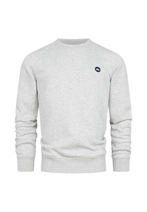 Sudadera gris de manga larga, cuello redondo, con puños y dobladillo de canalé, que presenta un pequeño logotipo en azul marino en el lado izquierdo del pecho. Textura suave de mezcla de algodón.