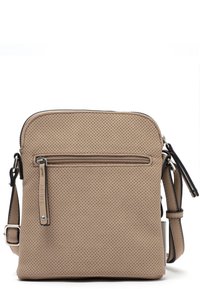 Borsa a tracolla beige perforata con tasca frontale con zip, tracolla regolabile e dettagli in metallo argentato, caratterizzata da una forma rettangolare elegante.