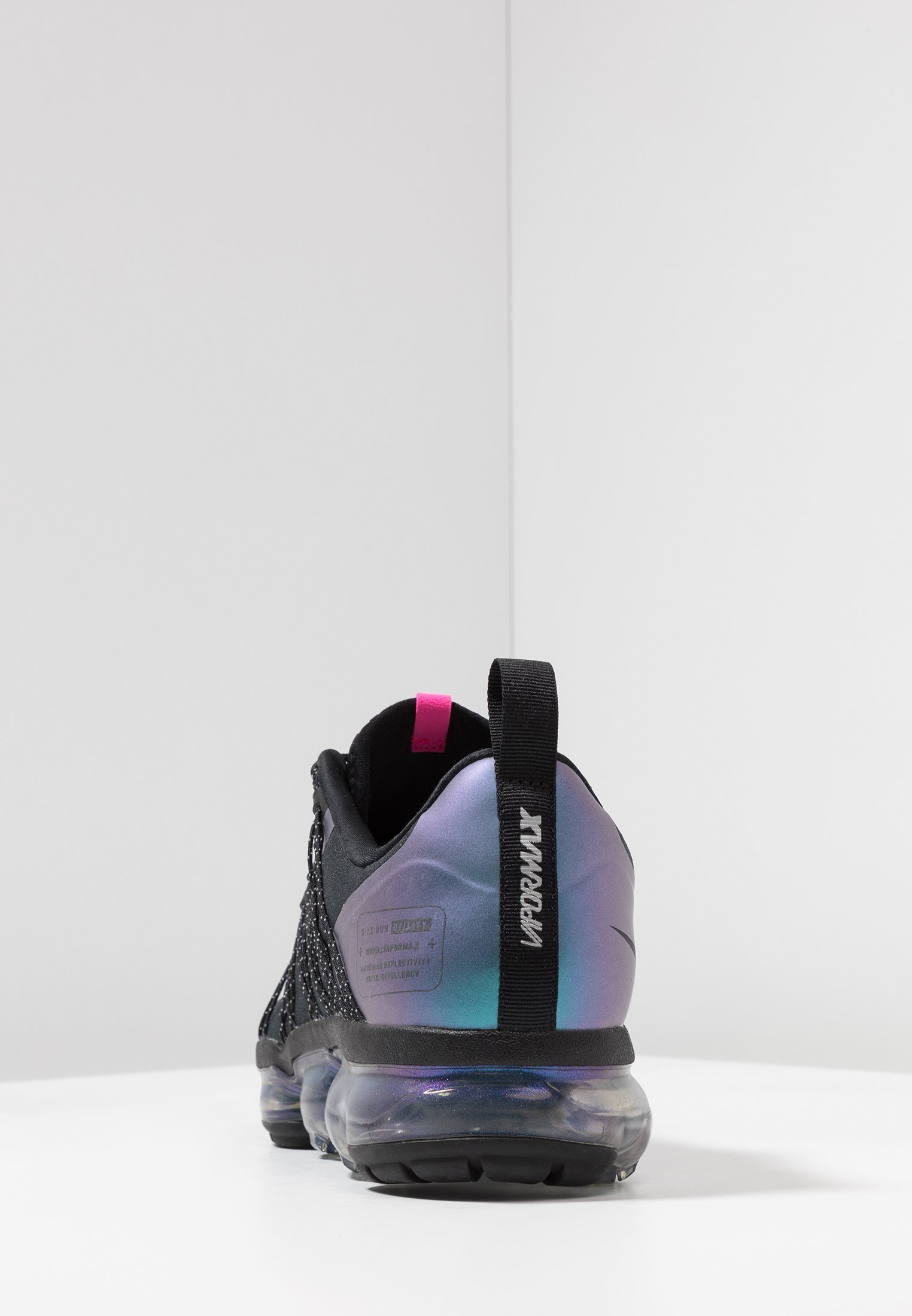 nike performance air vapormax run utility