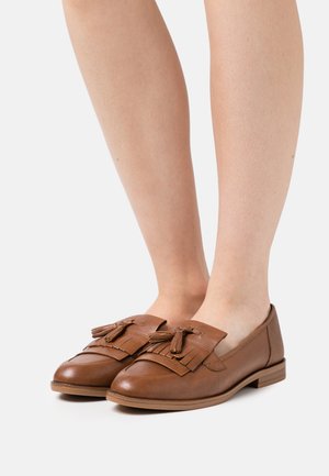 Slipper - nut