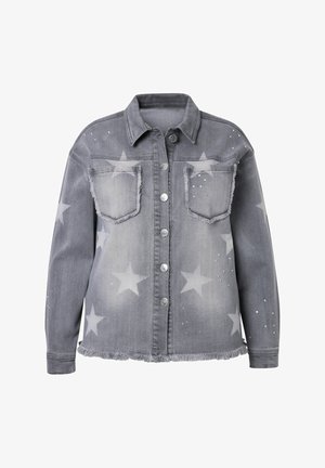 Graue Jeansjacke mit verblassten Sternmustern, ausgefranstem Saum, zwei Brusttaschen und silbernen Knopfverschlüssen. Besitzt leichte Verzierungen.